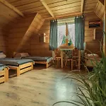Pansiyon U Ani W Malym Cichym Ciche Małe
