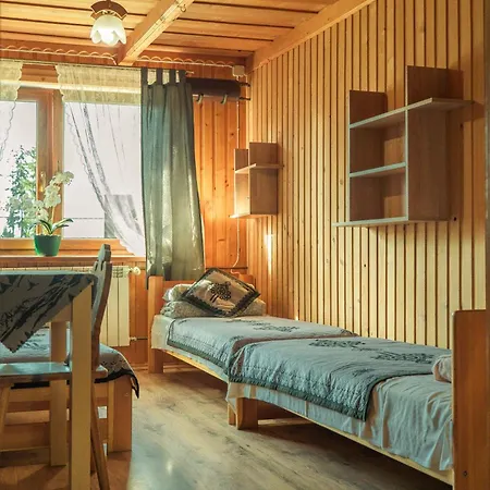 U Ani W Malym Cichym ホームステイ *