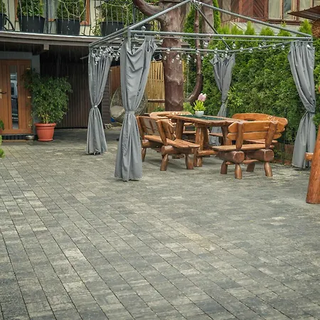 ホームステイ U Ani W Malym Cichym *